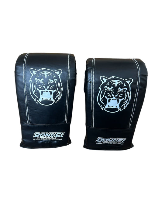 Bonvei Boxing Gloves color black