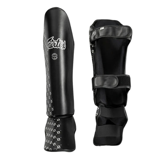 Shin Guards Black/White