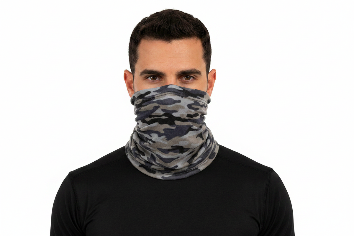Man wearing army neck gaiter