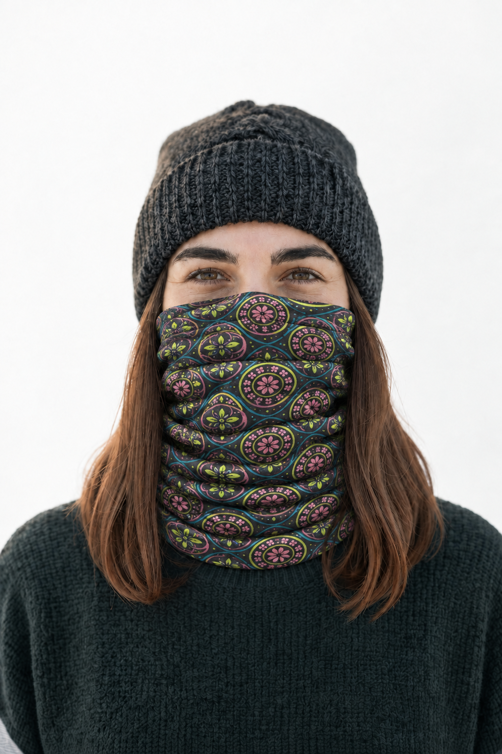 Woman wearing the floral headgear